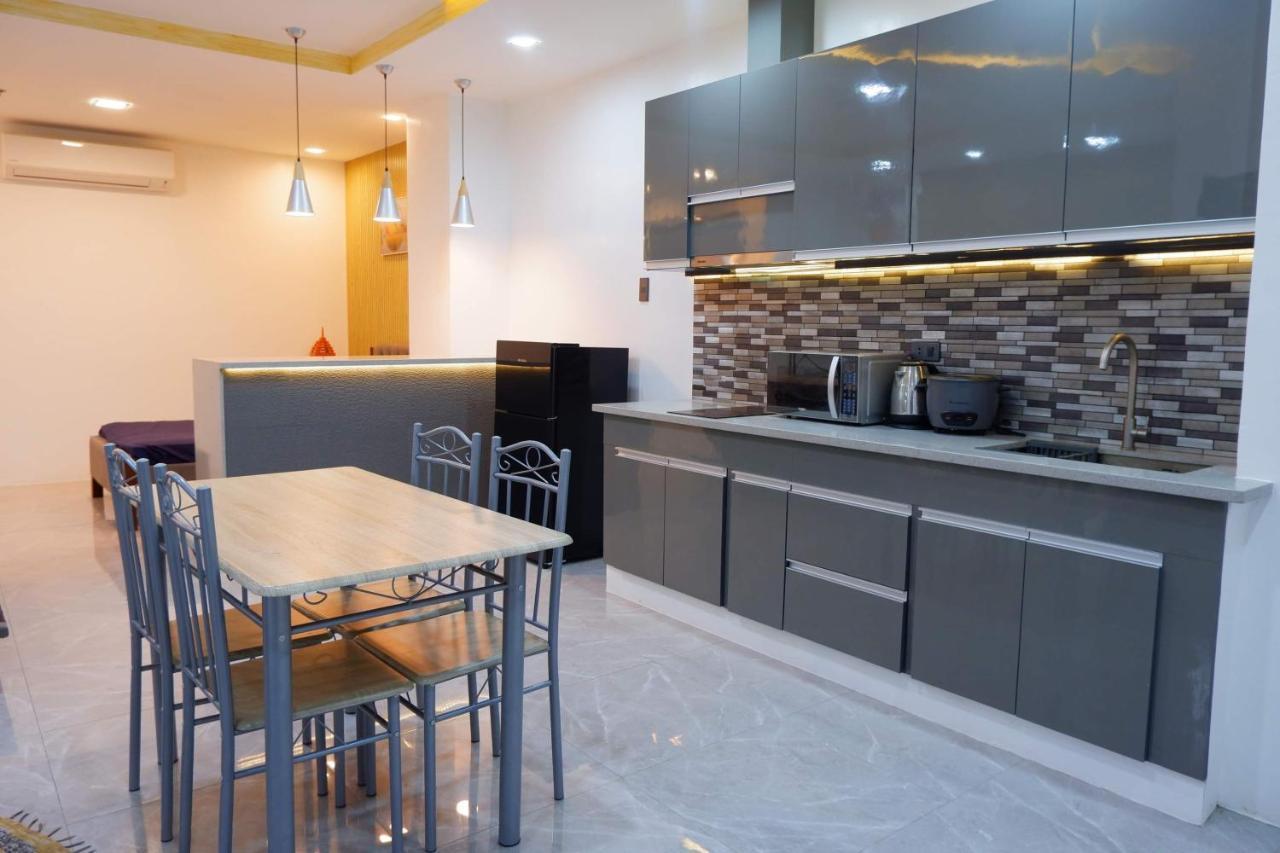 Cozy Entire Condo Unit With Pool Access Angeles Dış mekan fotoğraf